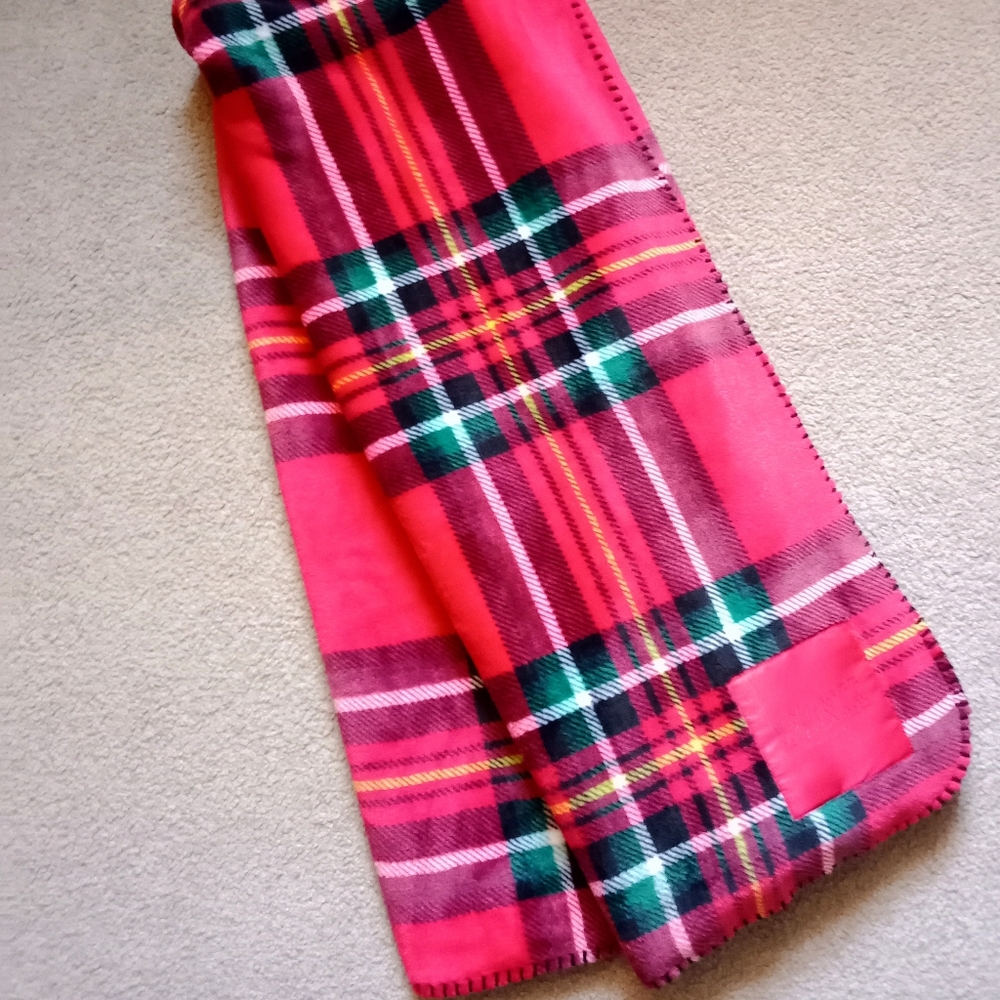 🌿PINK VS Blanket Plaid🌿